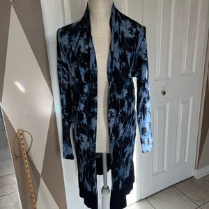 Roz & Ali, size medium, blue and black long sweater
